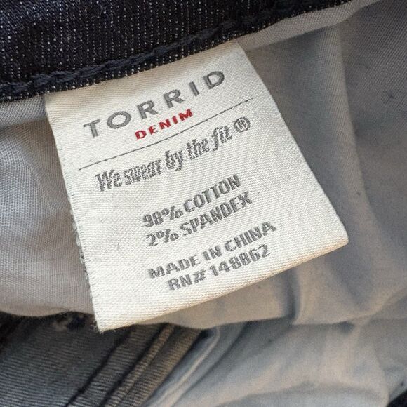 Torrid Denim Skinny Jeans Blue Cotton Dark Wash Stretch Size 24 Plus - Picture 5 of 6